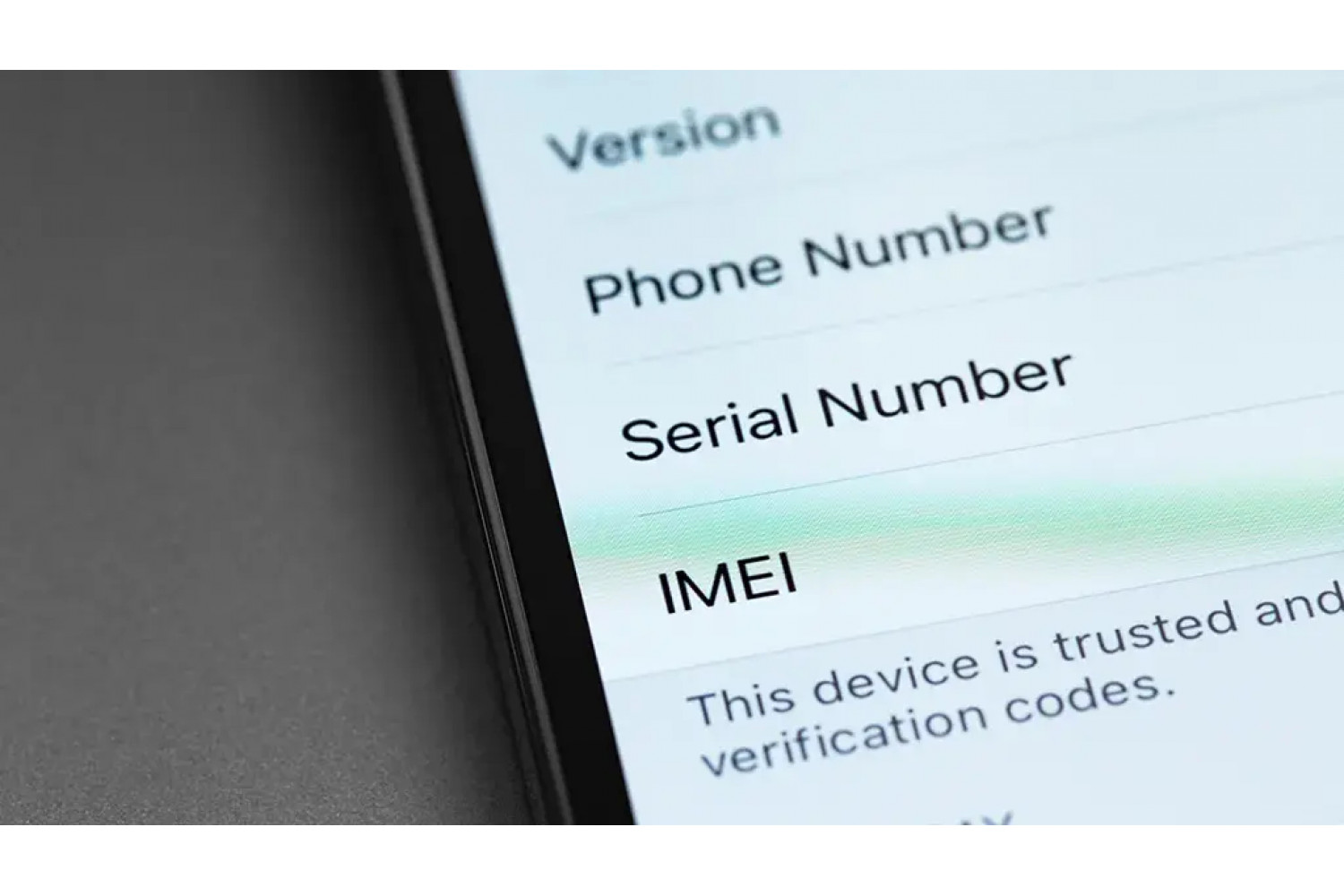 Заблокируют ли iPhone в России по IMEI: что реально написано в законе, что сказало Минцифры и что делать владельцу серого аппарата