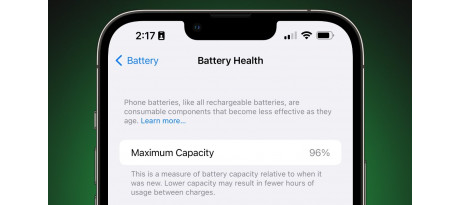 iPhone разряжается к обеду? 17 скрытых настроек, которые продлят батарею почти в 2 раза — проверено в нашем сервисе